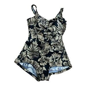 Vintage Maxine Tropical Full cover Swimsuit Size 14 Classic Timeless chic